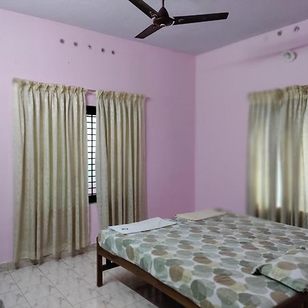 Basuri Beach Resort Varkala Exterior photo