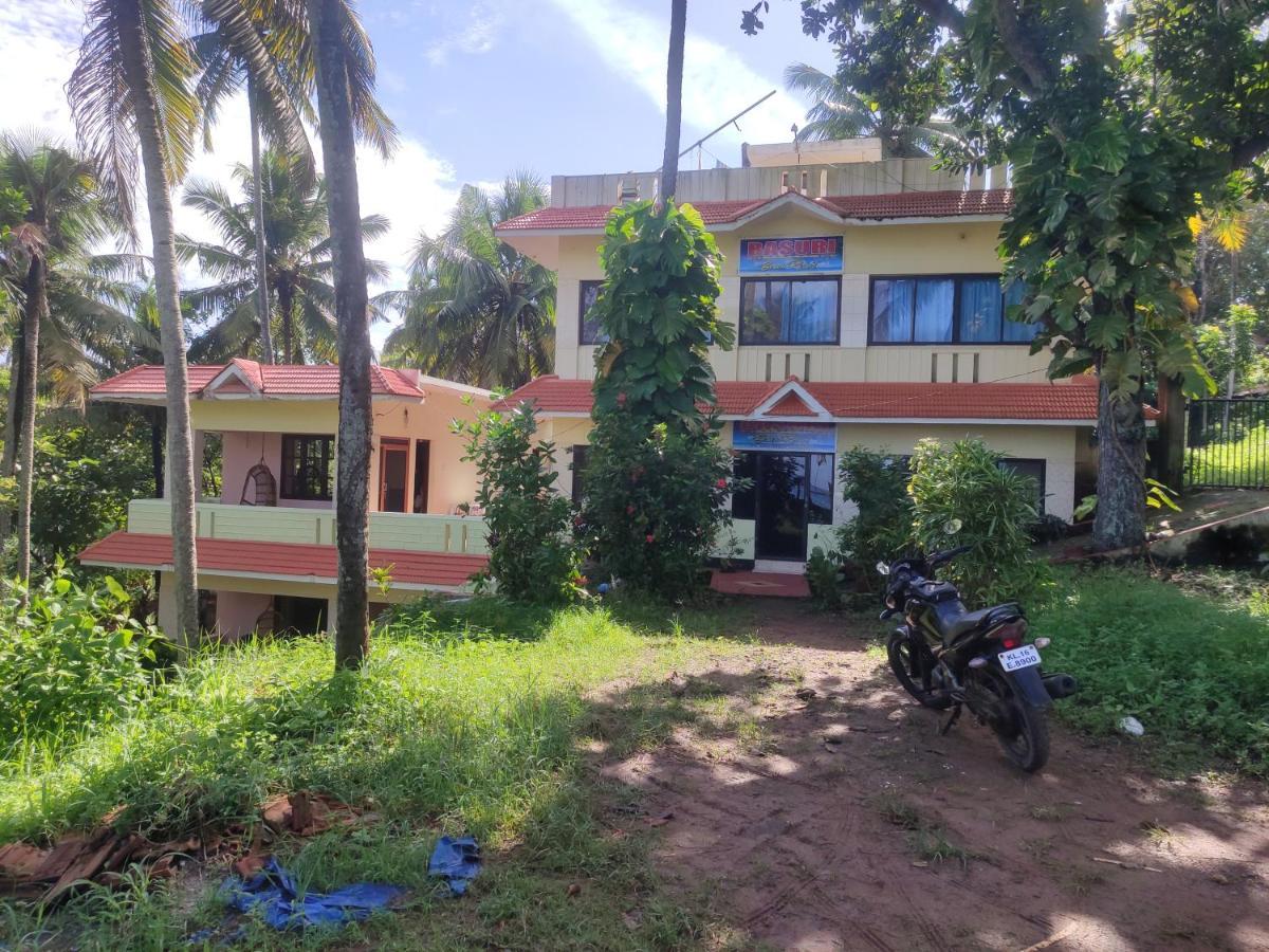 Basuri Beach Resort Varkala Exterior photo