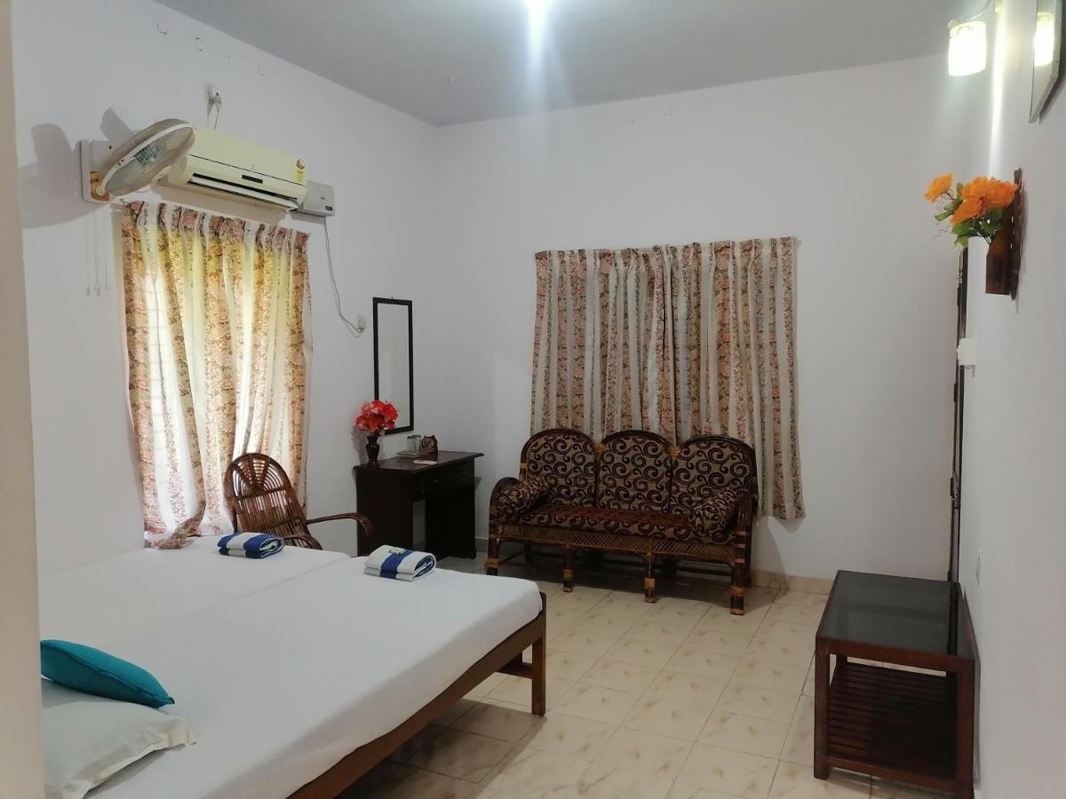 Basuri Beach Resort Varkala Exterior photo