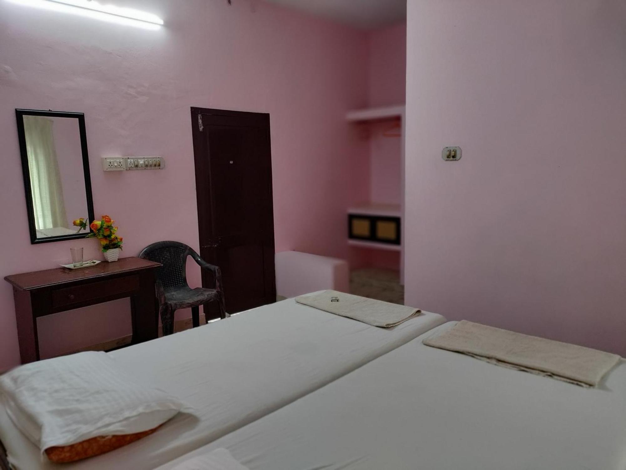 Basuri Beach Resort Varkala Exterior photo