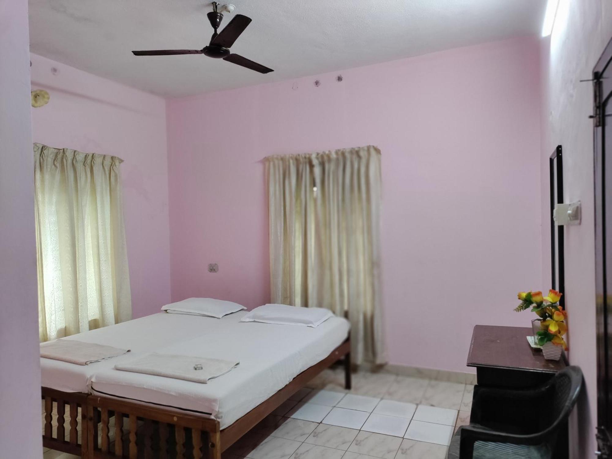 Basuri Beach Resort Varkala Exterior photo