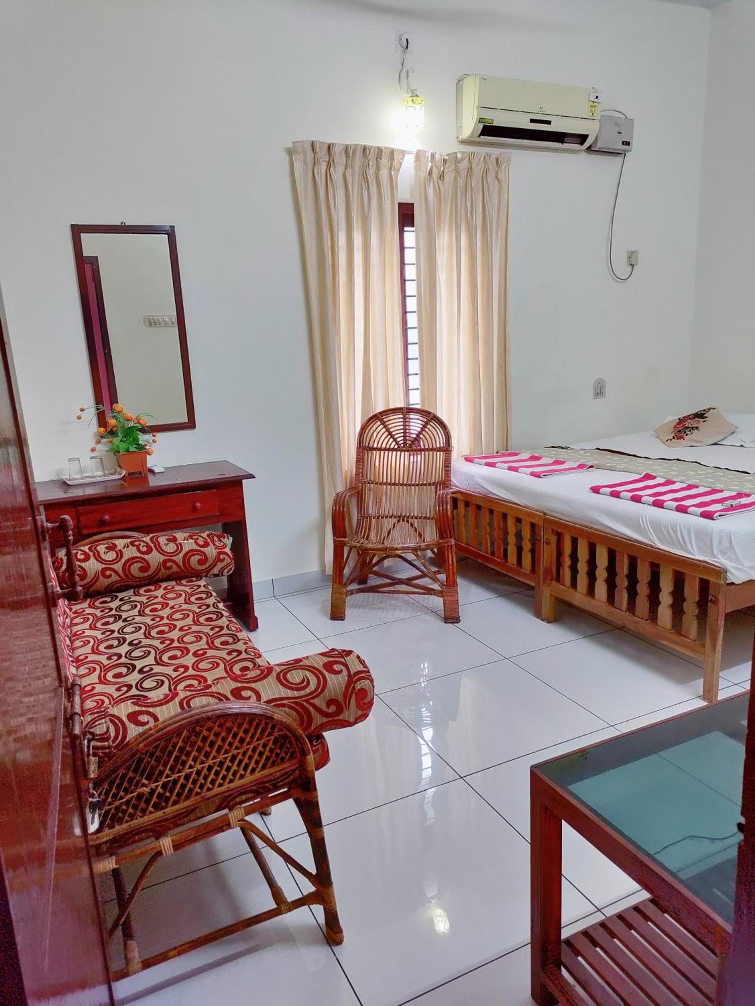 Basuri Beach Resort Varkala Exterior photo